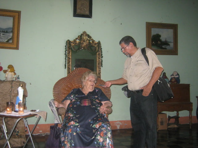  Berna Lacayo, propietaria de negocio preocupada por desastres de indigentes